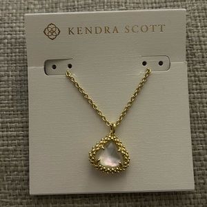 Kendra Scott necklace BRAND NEW